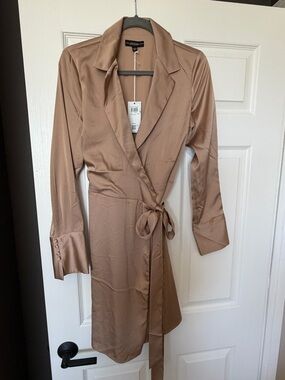 Guess Satin Wrap Dress in Taupe sz Med NWT